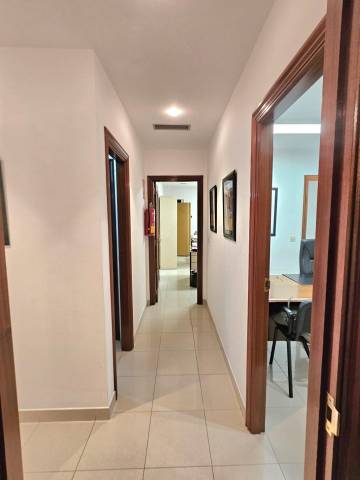 Local comercial en Alquiler en Riazor - Visma