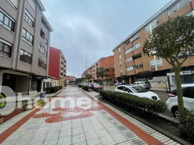 Pis amb ascensor en venda a Avenida Maragatos, imagen 3