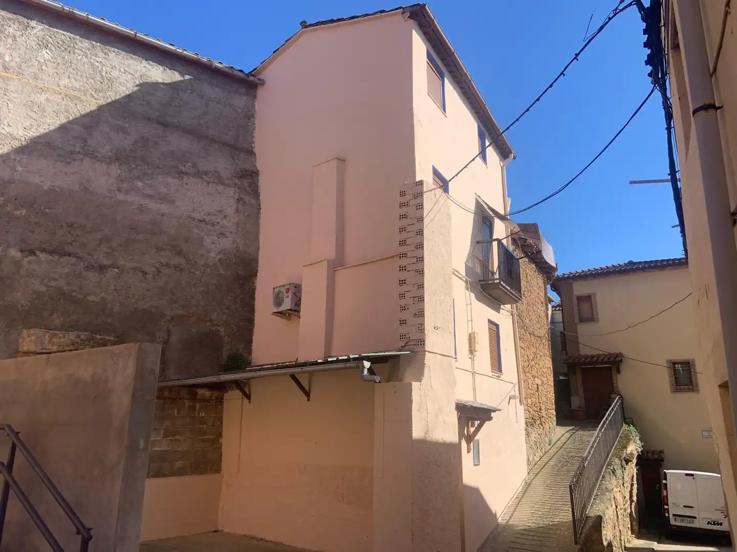 Vista exterior de Casa o chalet en venta en El Grado con Aire acondicionado, Calefacción y Balcón