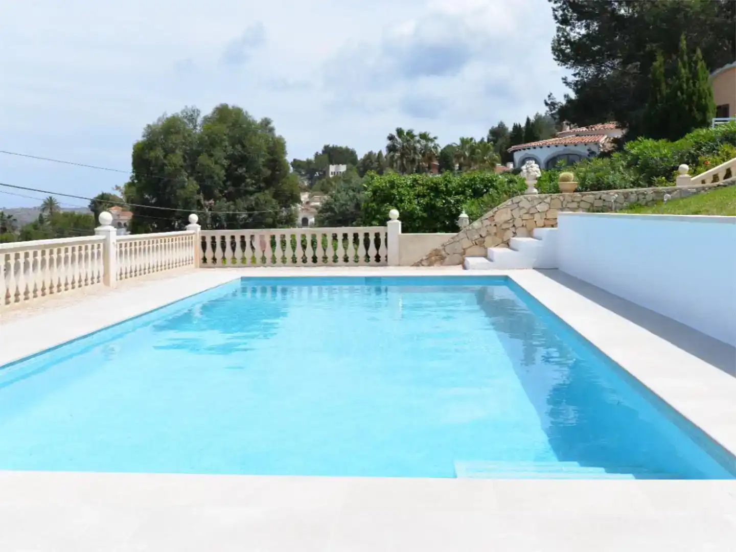Schwimmbecken von Wohnung zur Miete in Dénia mit Klimaanlage, Privatgarten und Schwimmbad