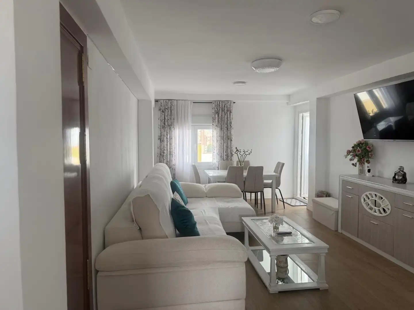 Sala de estar de Piso en venta en Málaga con Aire acondicionado, Terraza y Amueblado