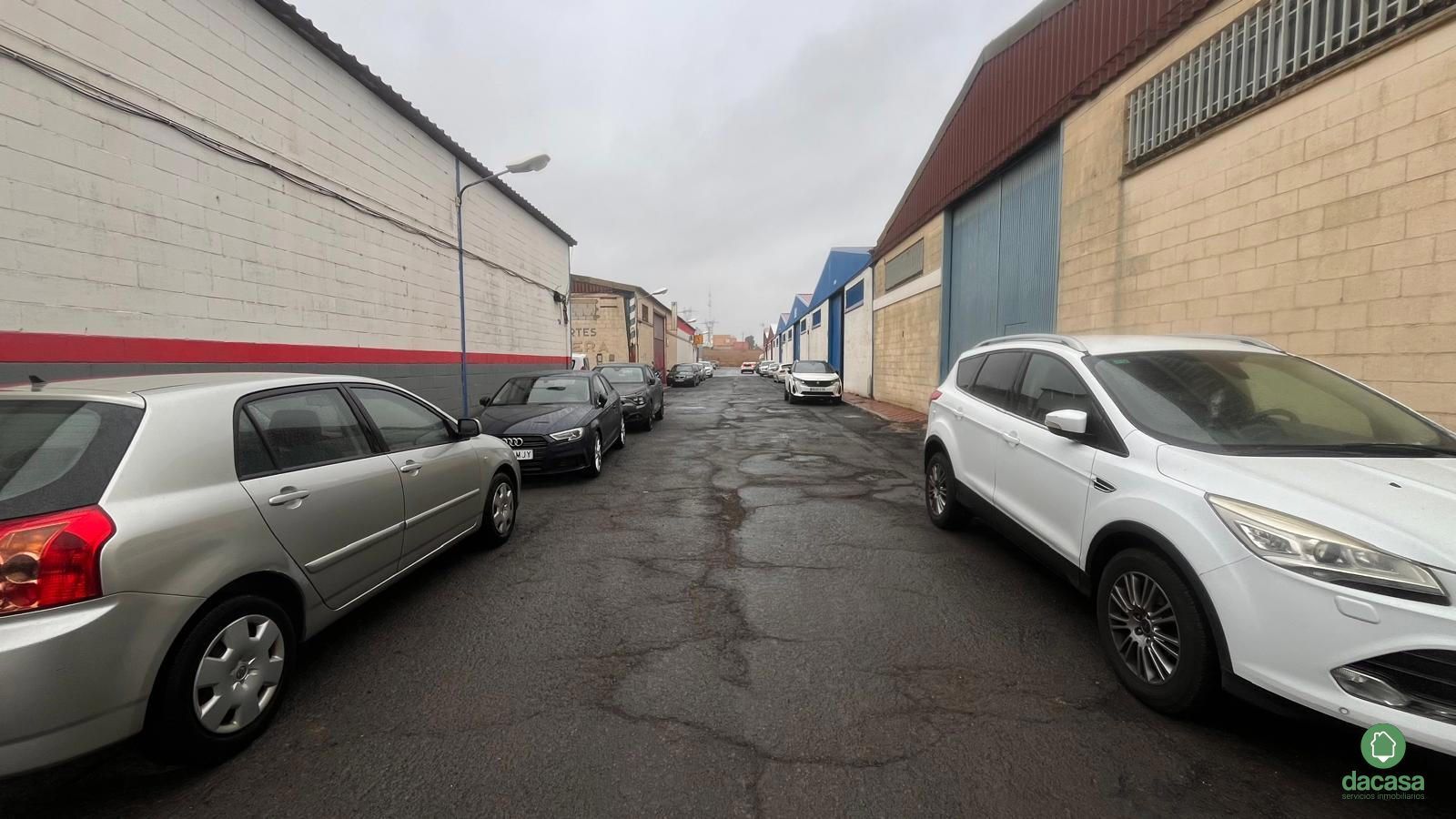 Industrial buildings for sale in SAN DIEGO, Nuevo Parque - Los Rosales - Tráfico Pesado