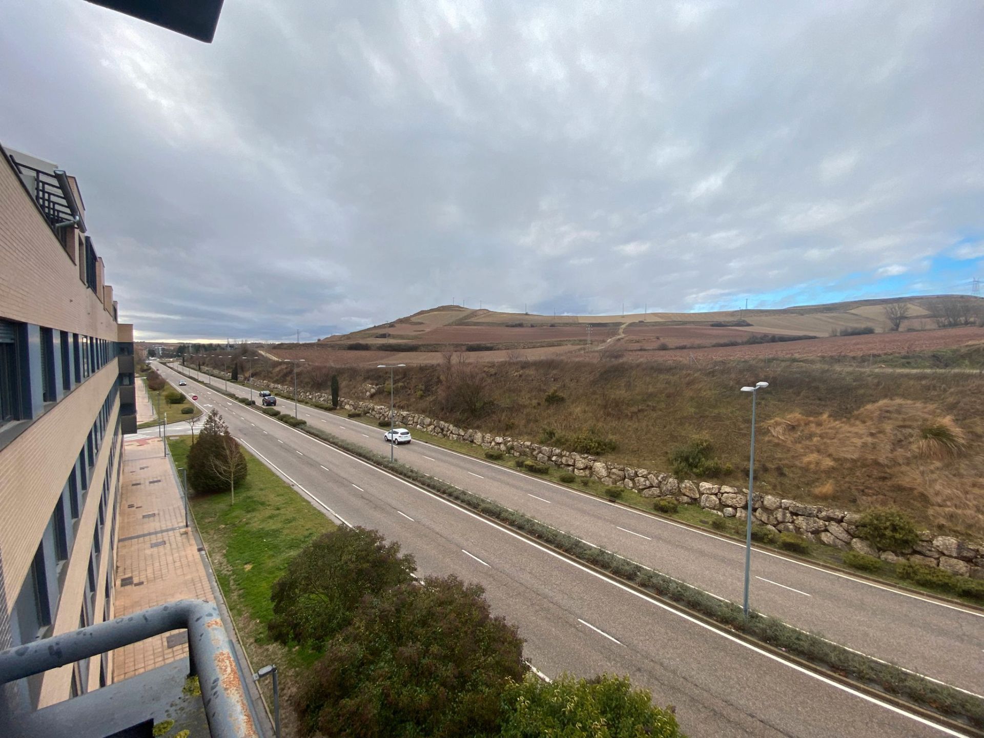 Vista exterior de Pis en venda en Burgos Capital amb Calefacció, Parquet i Terrassa