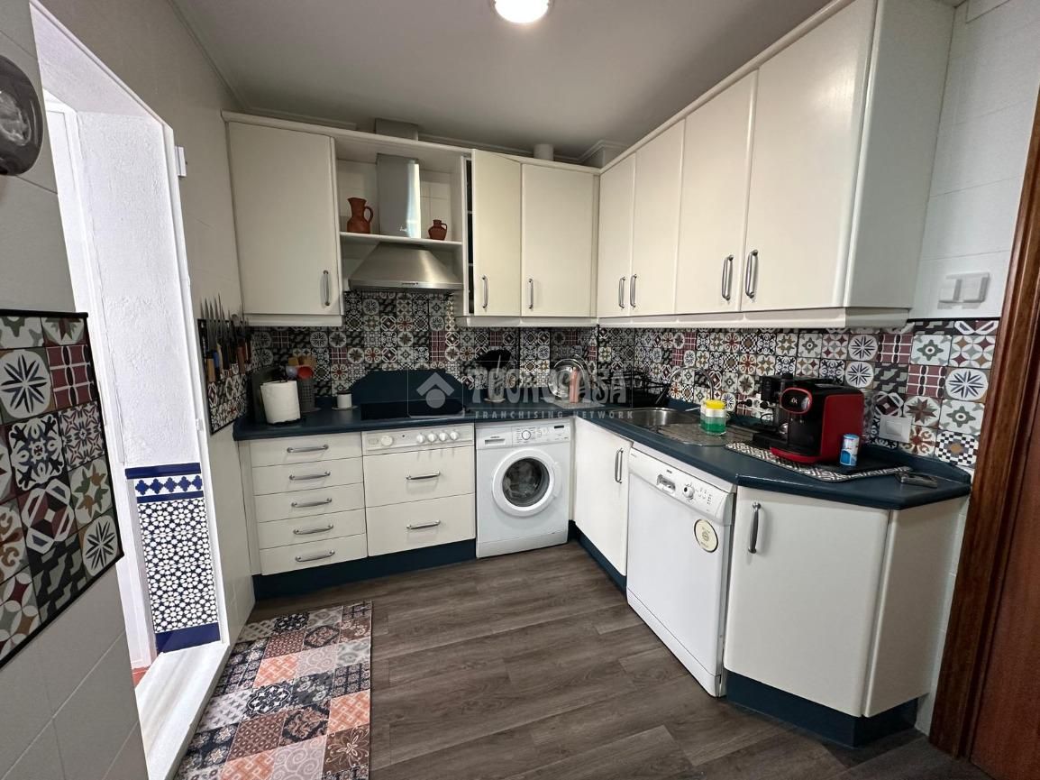 Cuina de Pis en venda en Dos Hermanas amb Aire condicionat