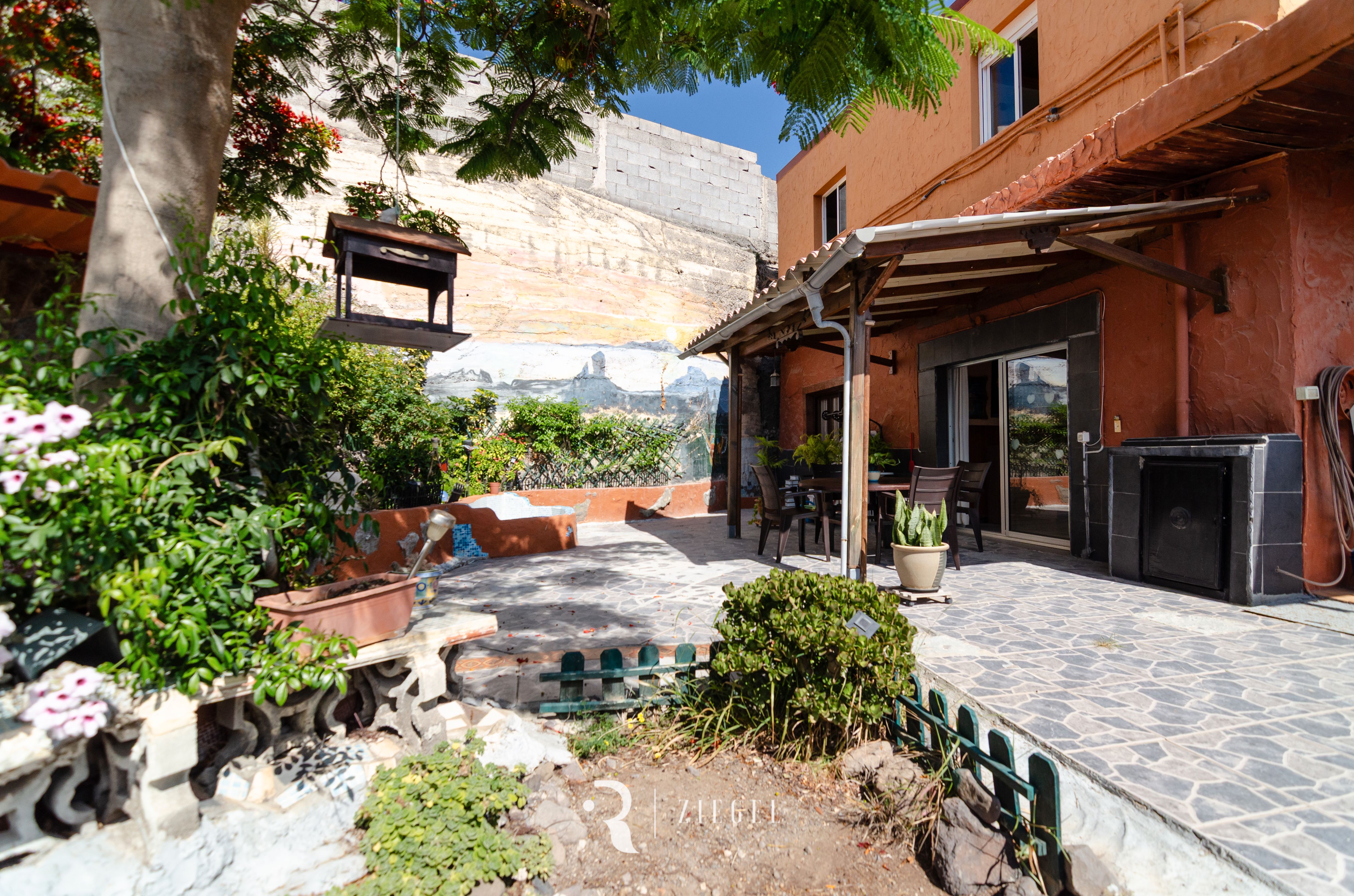 Vista exterior de Casa o chalet en venta en Firgas con Terraza y Trastero