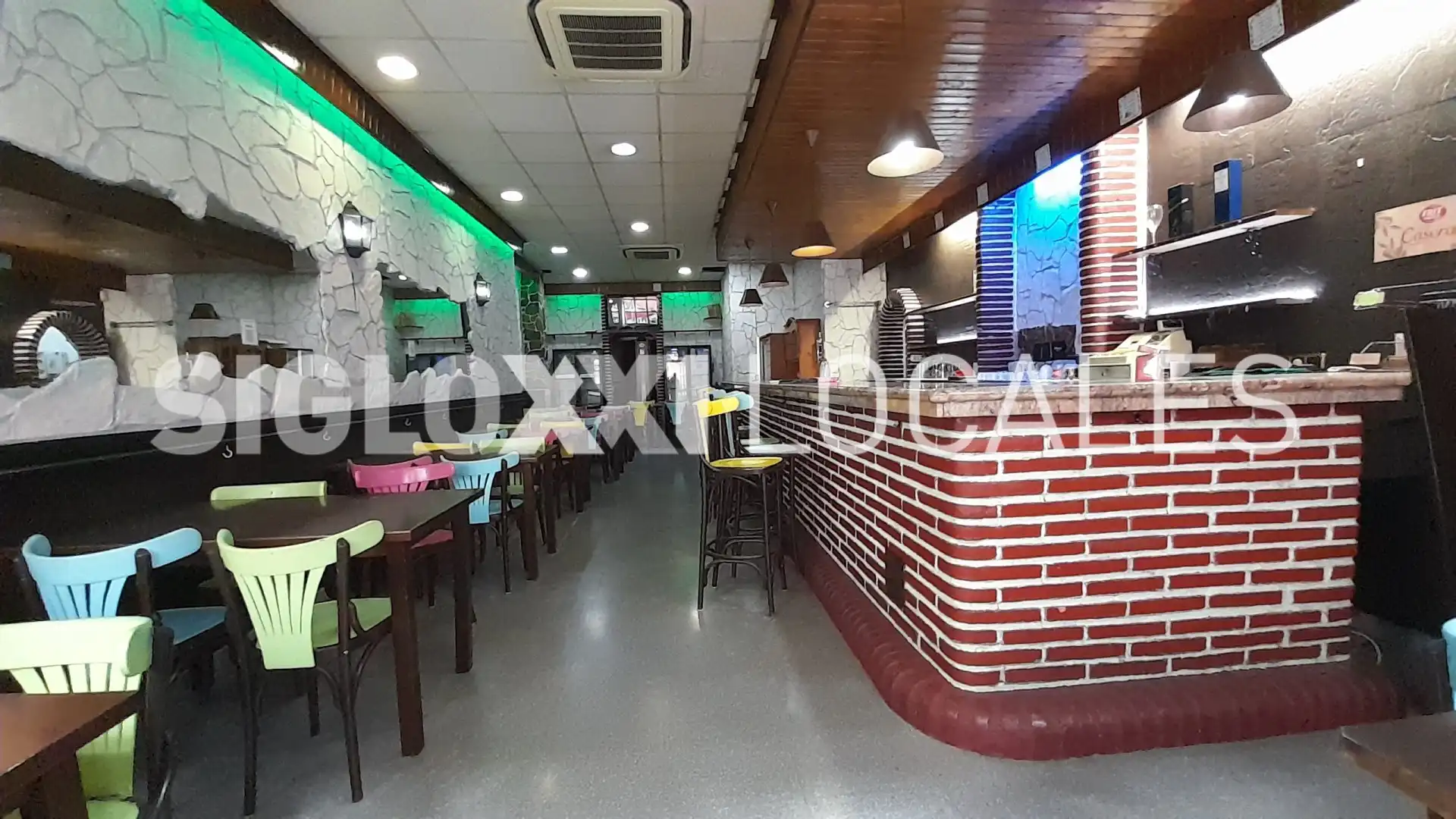 Local en traspaso en  Barcelona Capital con Aire acondicionado