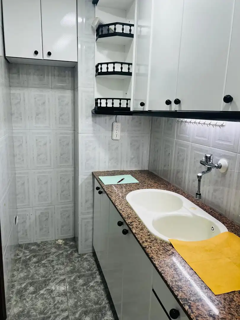 Piso en venta en RUIZ DE PADRON, 45, El Camp de l'Arpa del Clot