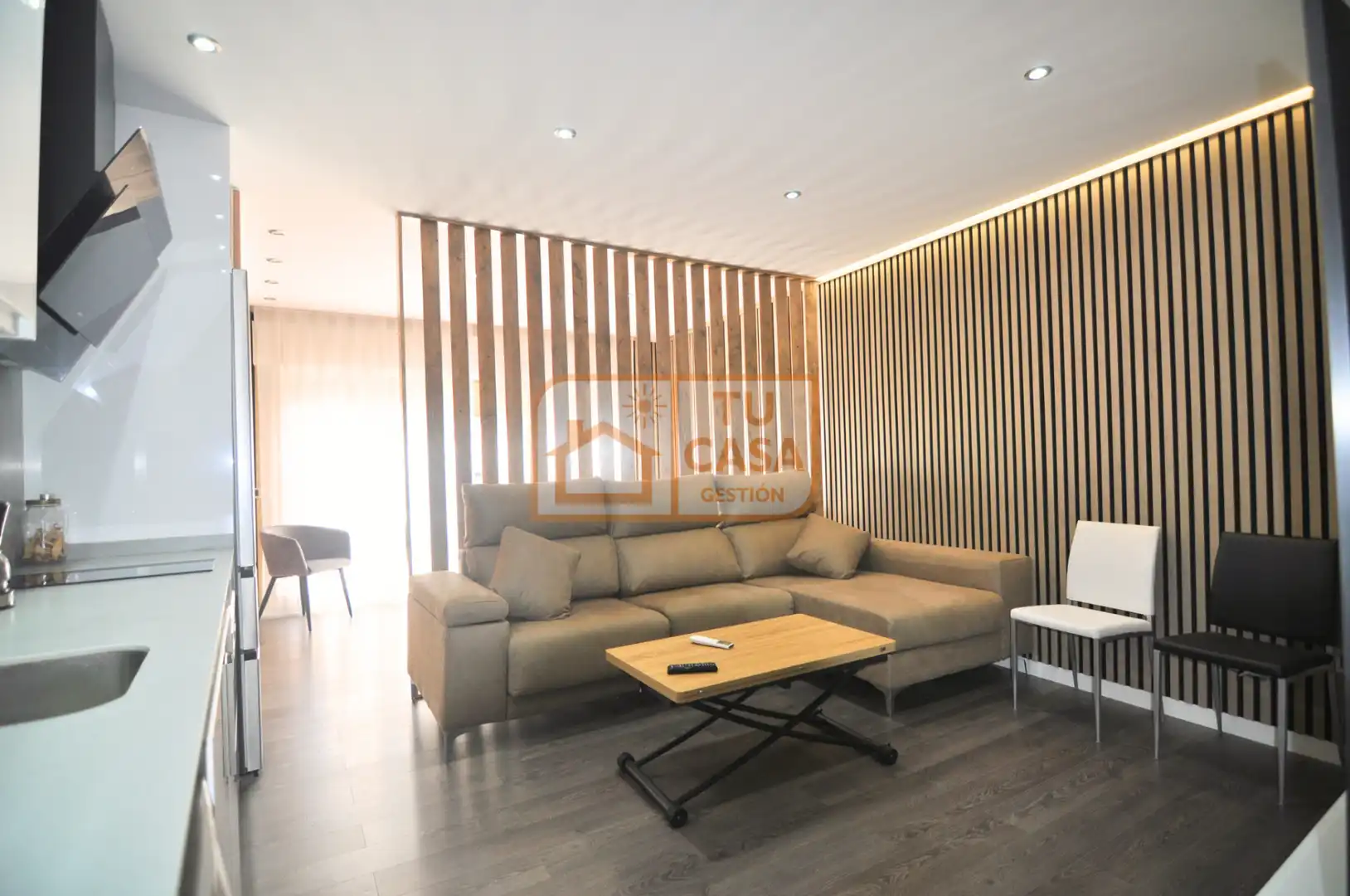 Sala de estar de Apartamento de alquiler en Cáceres con Aire acondicionado, Calefacción y Amueblado