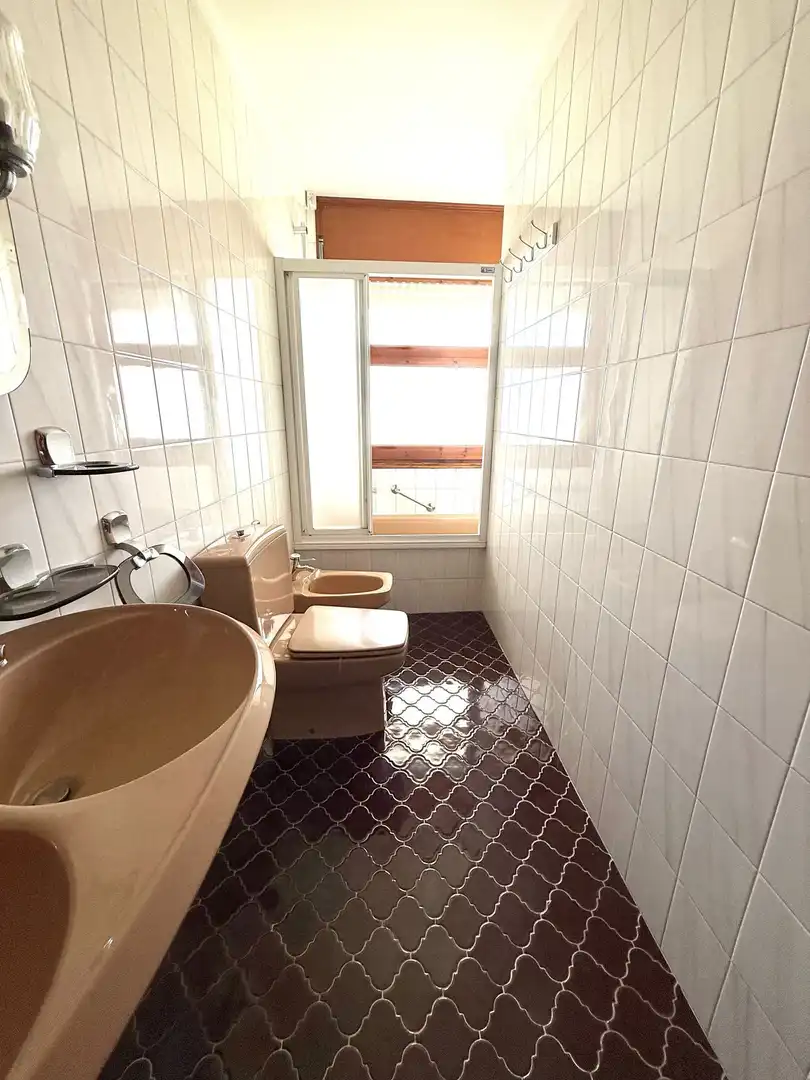 Bany de Casa adosada en venda en Empuriabrava amb Aire condicionat, Terrassa i Traster