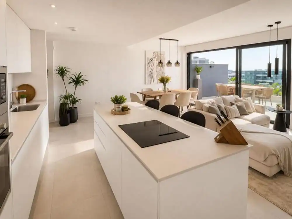 Cuina de Apartament de lloguer en Estepona amb Aire condicionat, Terrassa i Traster