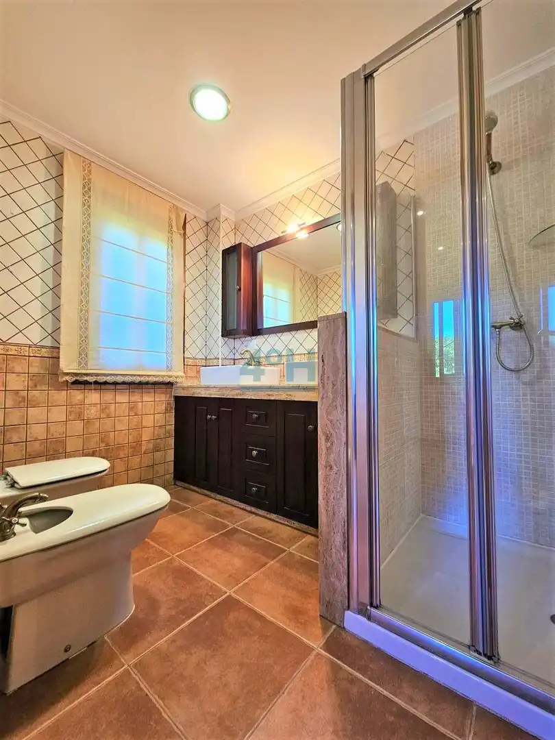 Baño de Casa o chalet en venta en O Pereiro de Aguiar  con Calefacción, Jardín privado y Terraza