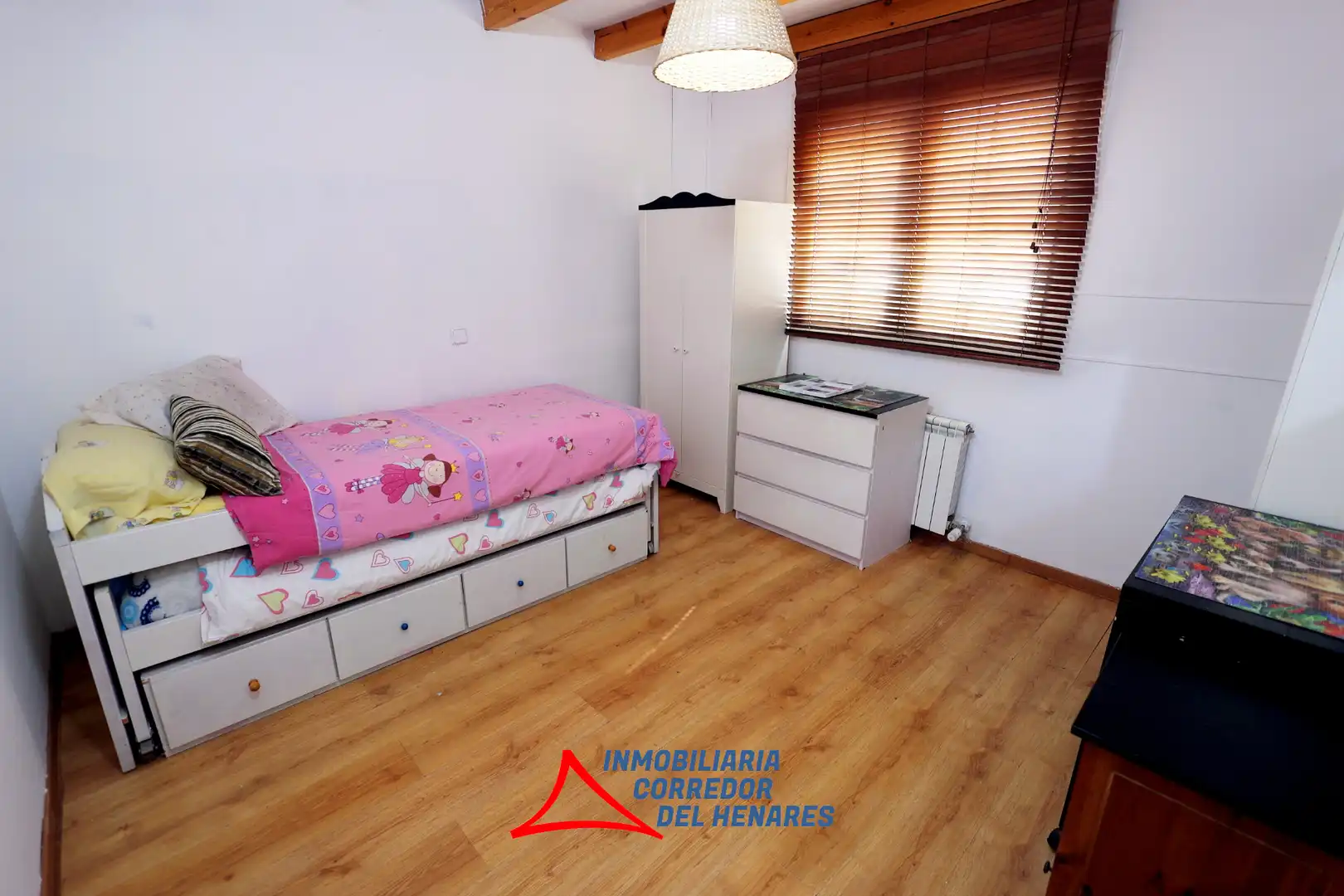 Habitación de Finca rústica en venta en Mejorada del Campo con Jardín privado y Piscina