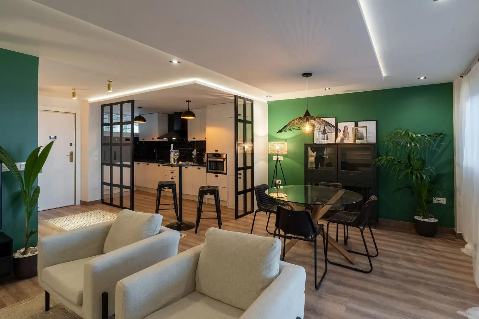 Living room of Flat for sale in Roquetas de Mar  with Air Conditioner, Terrace and Community pool