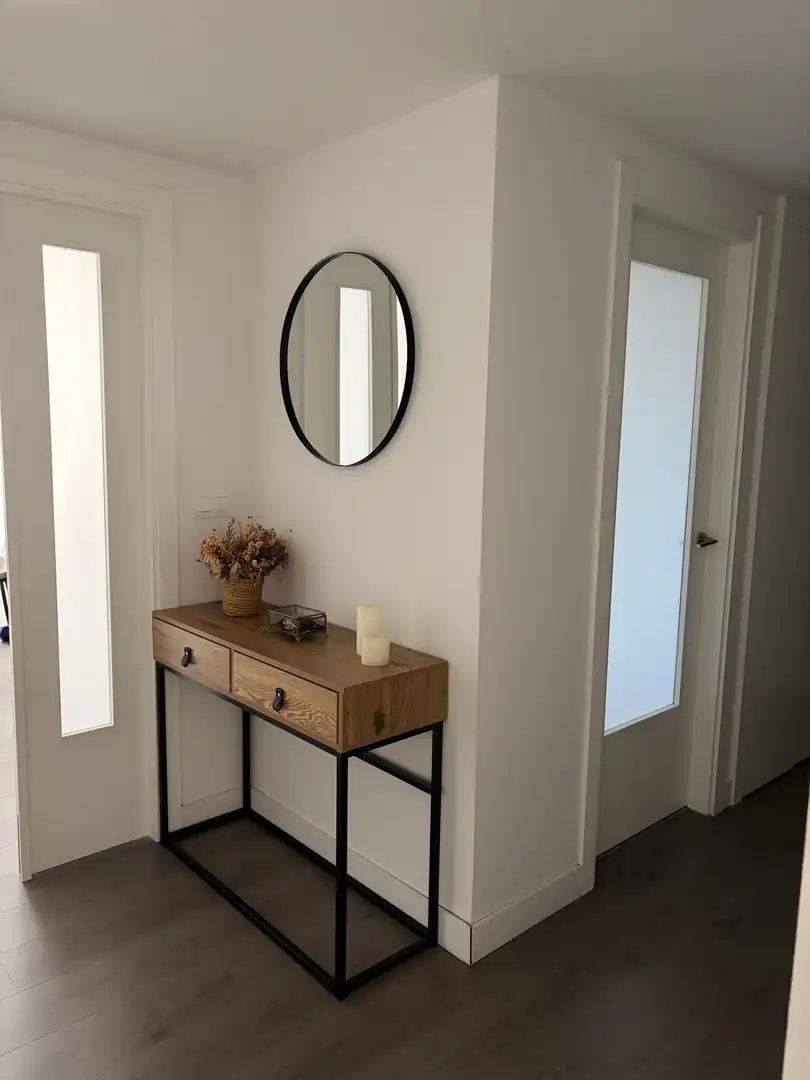Flat for sale in  Valencia Capital  with Air Conditioner, Terrace and Swimming Pool
