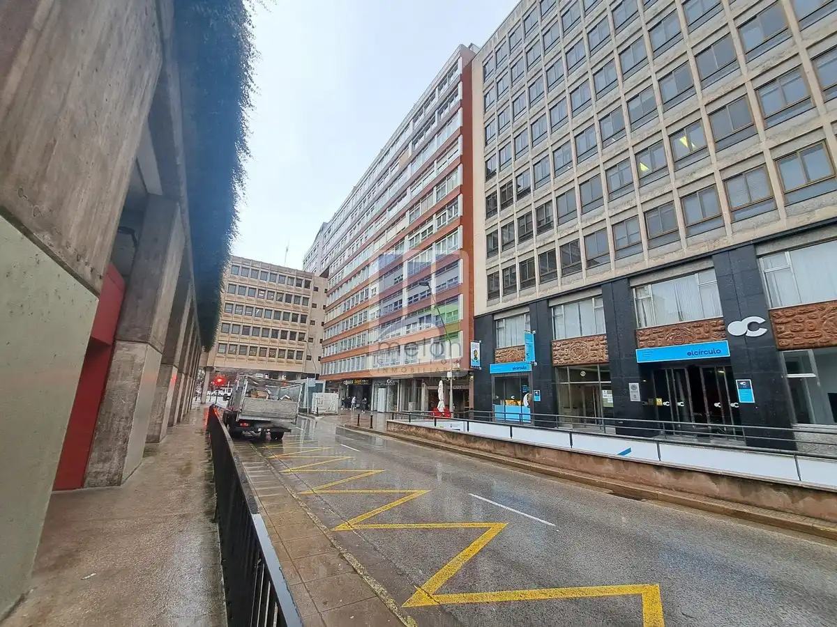 Vista exterior de Pis en venda en Burgos Capital