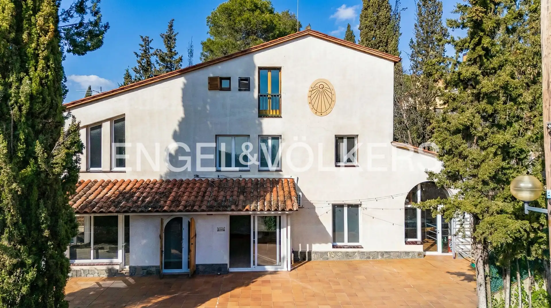 Vista exterior de Finca rústica en venda en Palau-solità i Plegamans amb Aire condicionat, Calefacció i Jardí privat