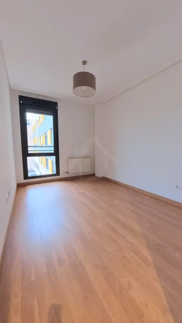 Habitación de Piso en venta en Lardero con Calefacción, Jardín privado y Parquet