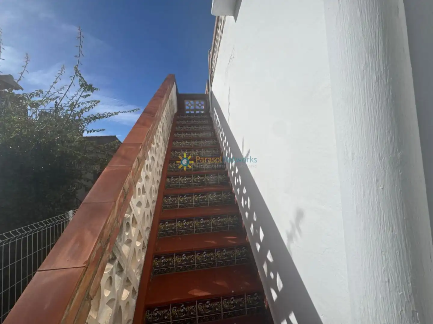 Exterior view of Houses for sale in Oliva  with Private garden, Terrace and Storage room