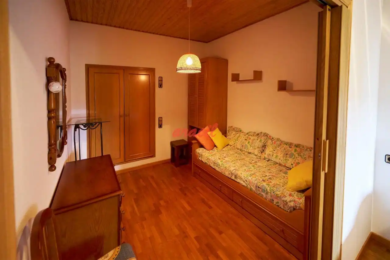 Bedroom of Houses for sale in Ourense Capital   with Heating, Private garden and Terrace