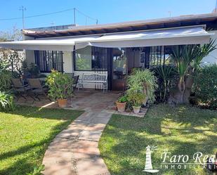 Vista exterior de Casa o xalet en venda en Sanlúcar de Barrameda