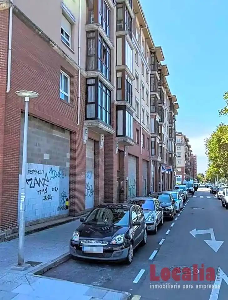 Local comercial en venta en De Los Castros, imagen 4