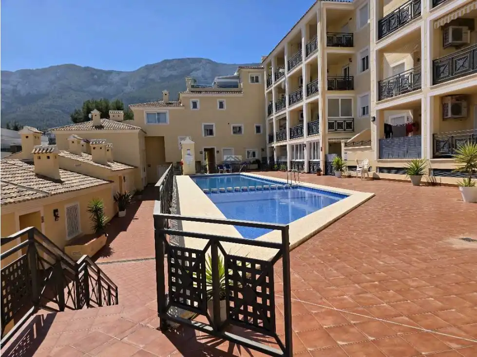 Vista exterior de Apartament en venda en Dénia amb Aire condicionat, Calefacció i Terrassa