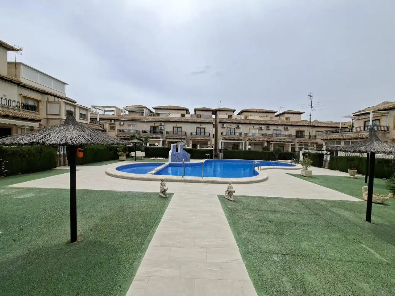 Casa amb piscina en venda a Avenida de California, imagen 26