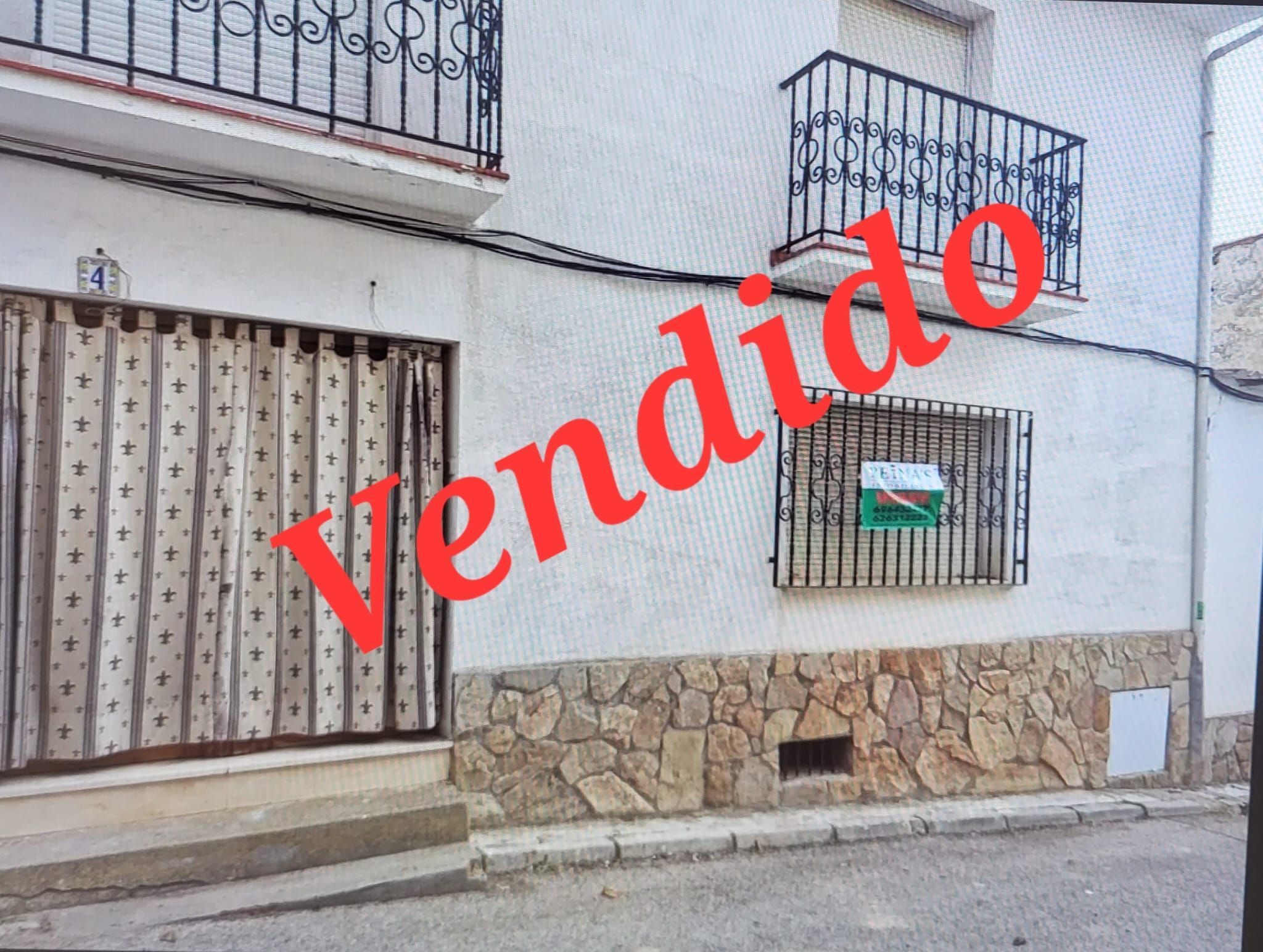 Exterior view of House or chalet for sale in Mazuecos