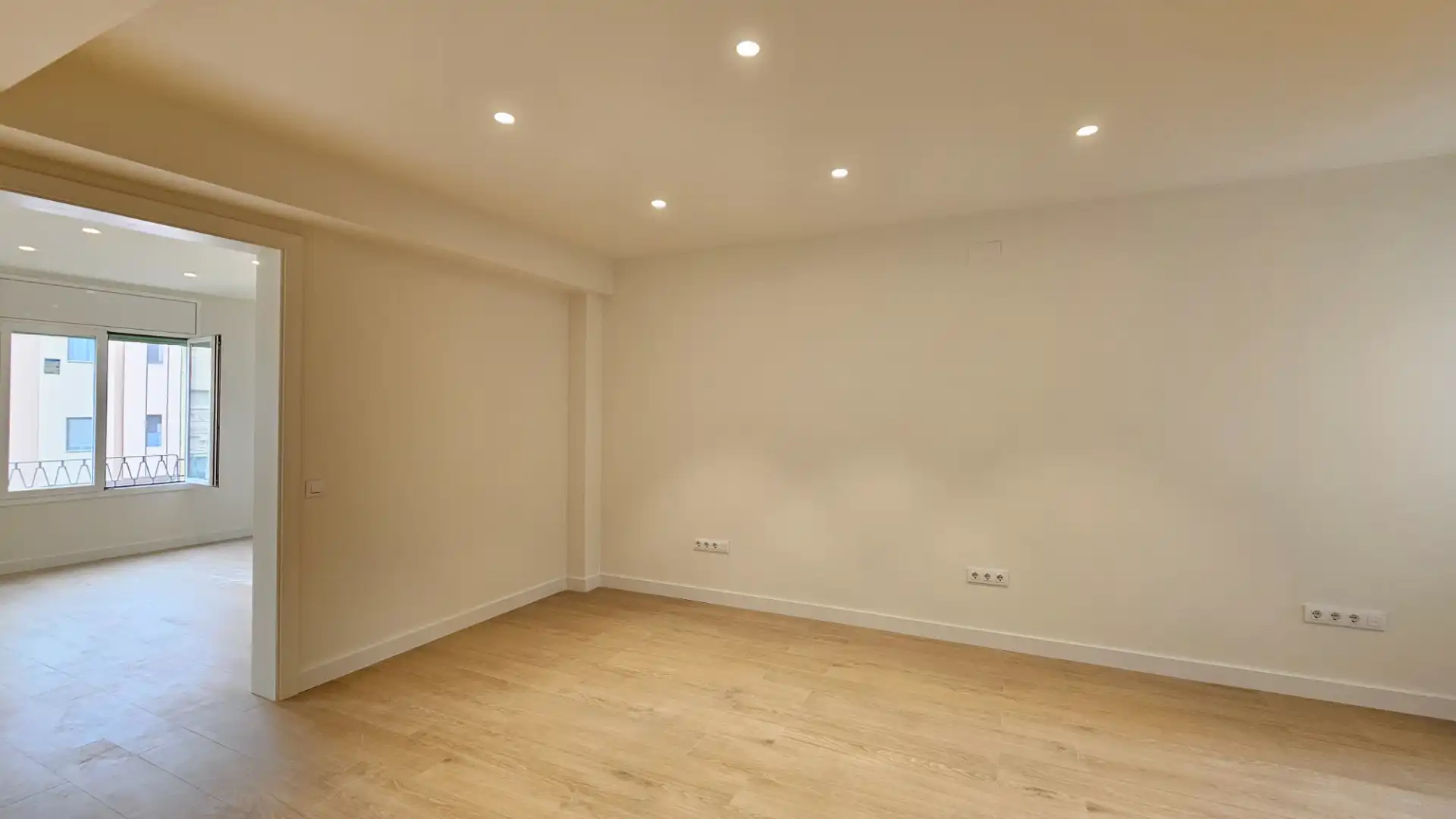 Büro zur Miete in Barcelona mit Klimaanlage, Heizung und Internet