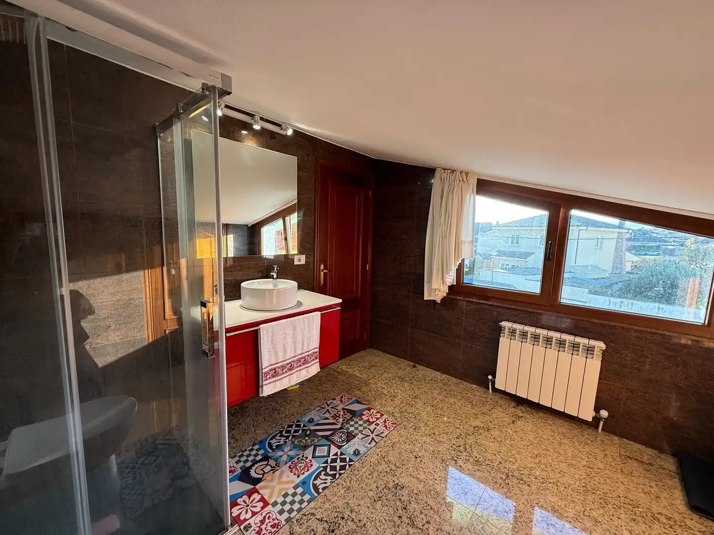 Baño de Casa o chalet en venta en Lugo con Aire acondicionado, Calefacción y Terraza