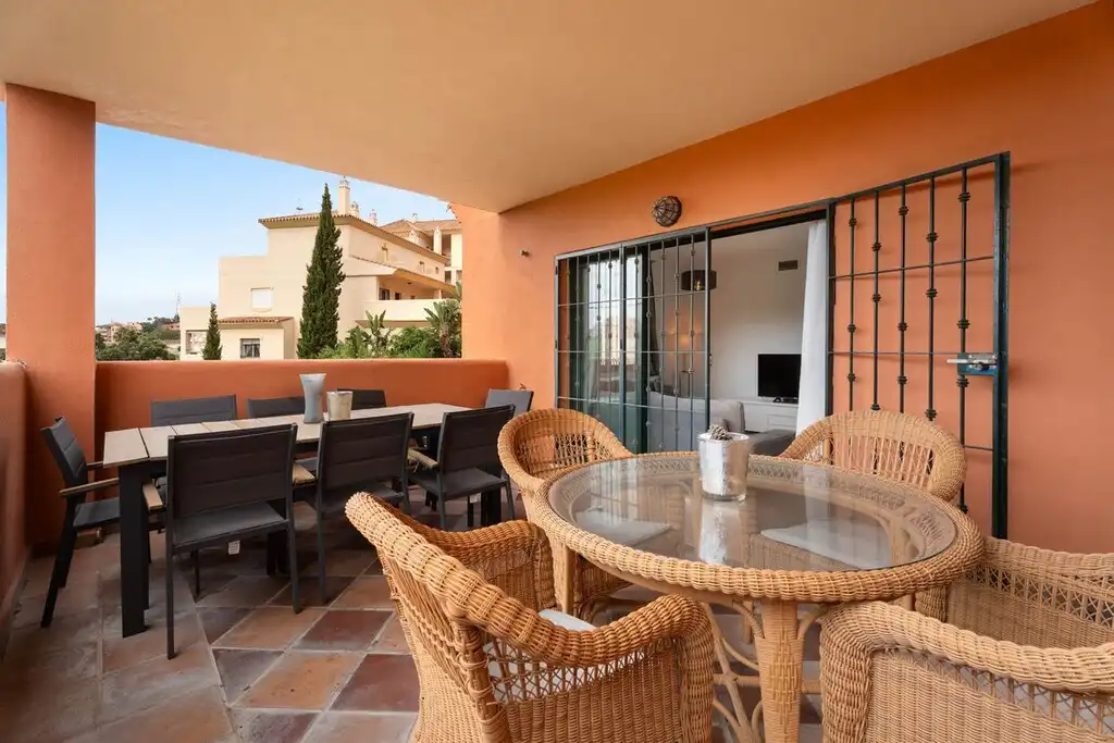 Bajo con piscina en venta en Elviria - Cabopino, imagen 3