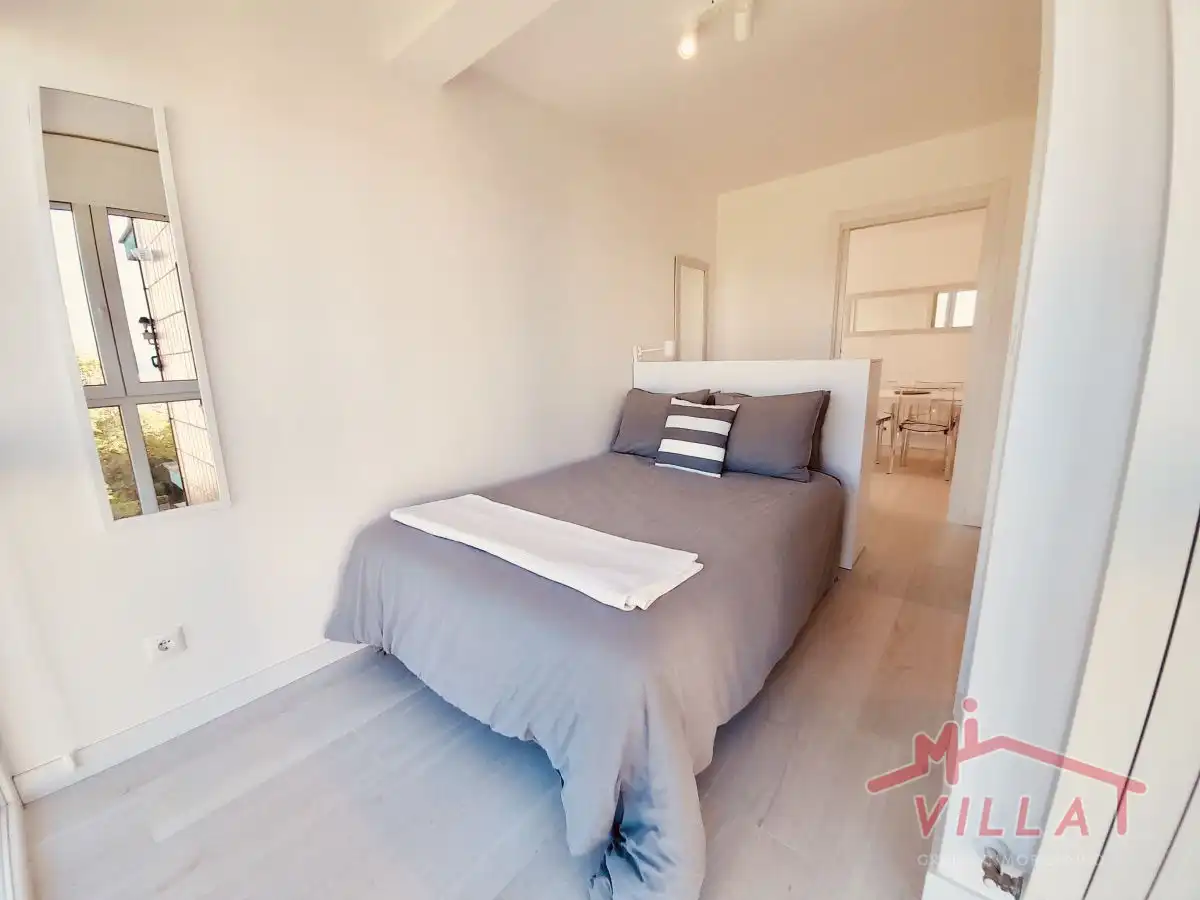 Schlafzimmer von Wohnung zur Miete in Laredo mit Heizung und Möbliert