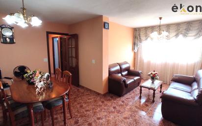 Living room of Flat for sale in  Córdoba Capital  with Air Conditioner and Terrace