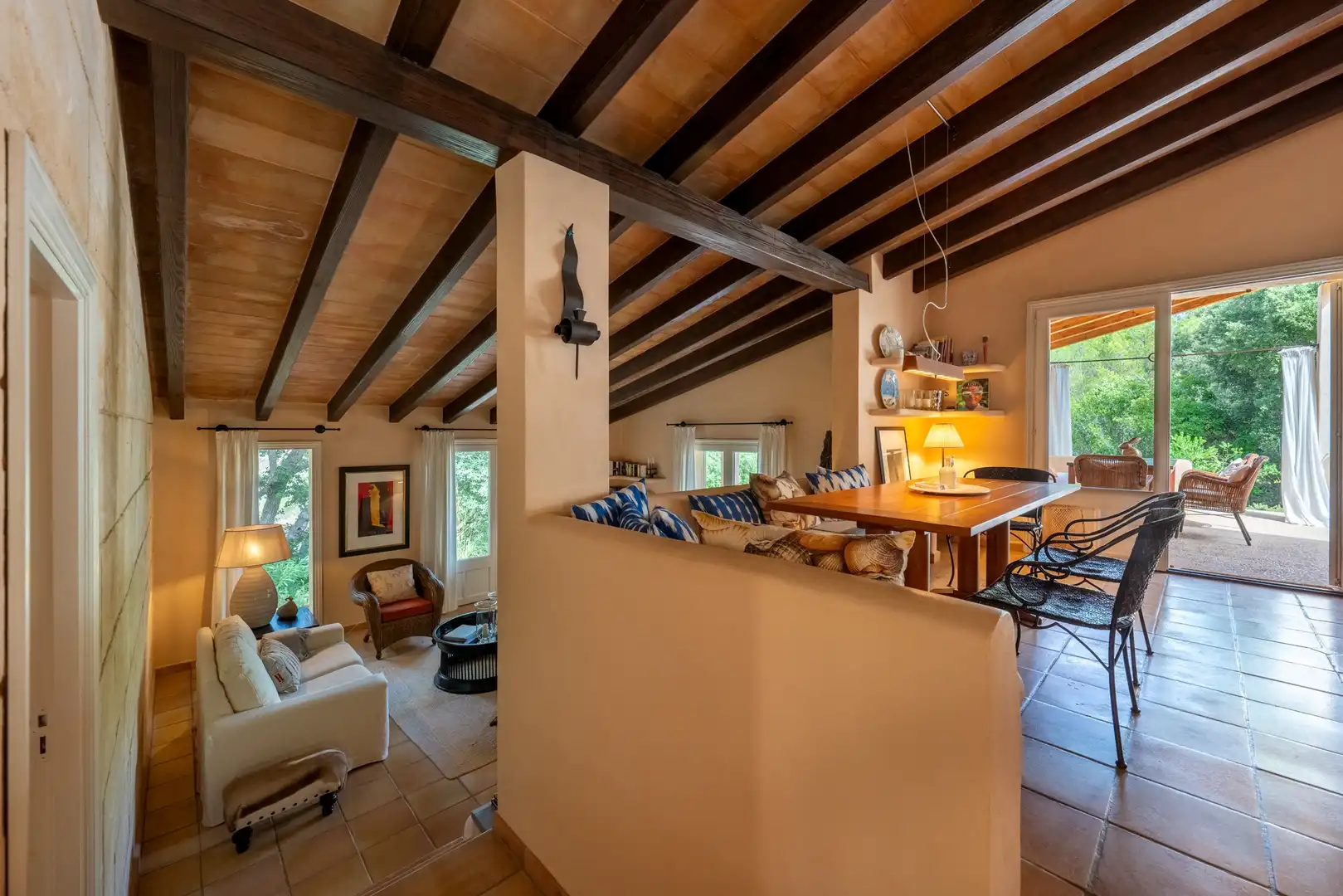 Wohnzimmer von Country house zum Verkauf in Artà mit Klimaanlage, Heizung und Terrasse