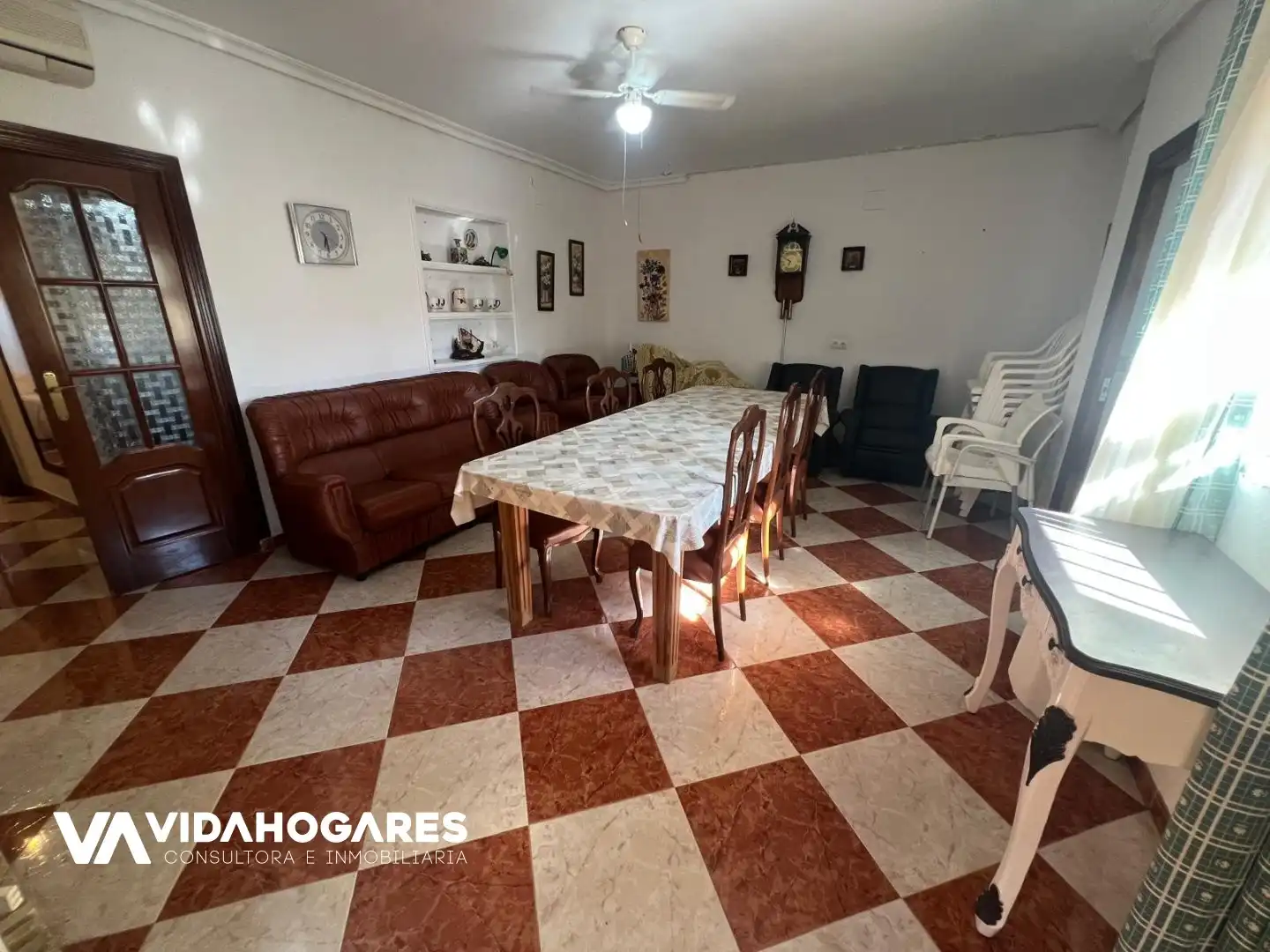 Houses for sale in Chipiona  with Private garden, Terrace and Furnished