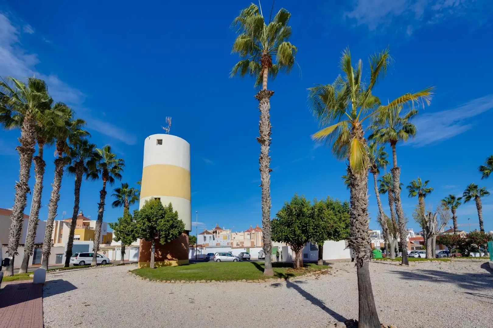 Vista exterior de Casa o chalet en venta en Torrevieja con Jardín privado, Terraza y Trastero