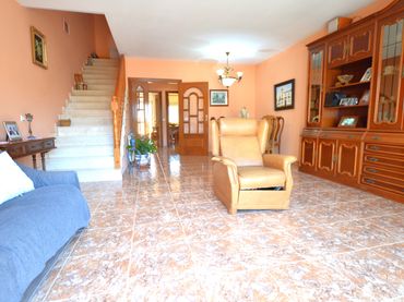 Maison jumelée avec balcon à vendre à Santa Maria - L'Eixample - Sud Sumella