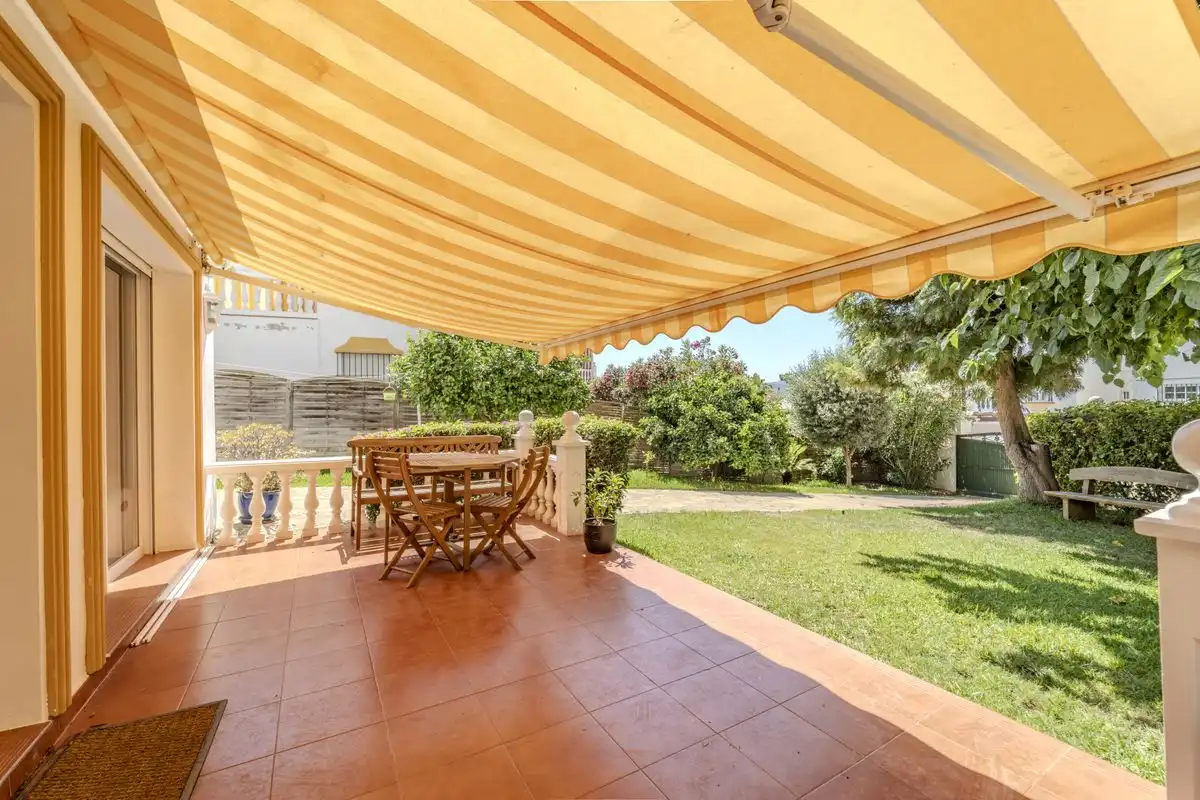 Casa amb terrassa en venda a Caleta de Vélez, imagen 3