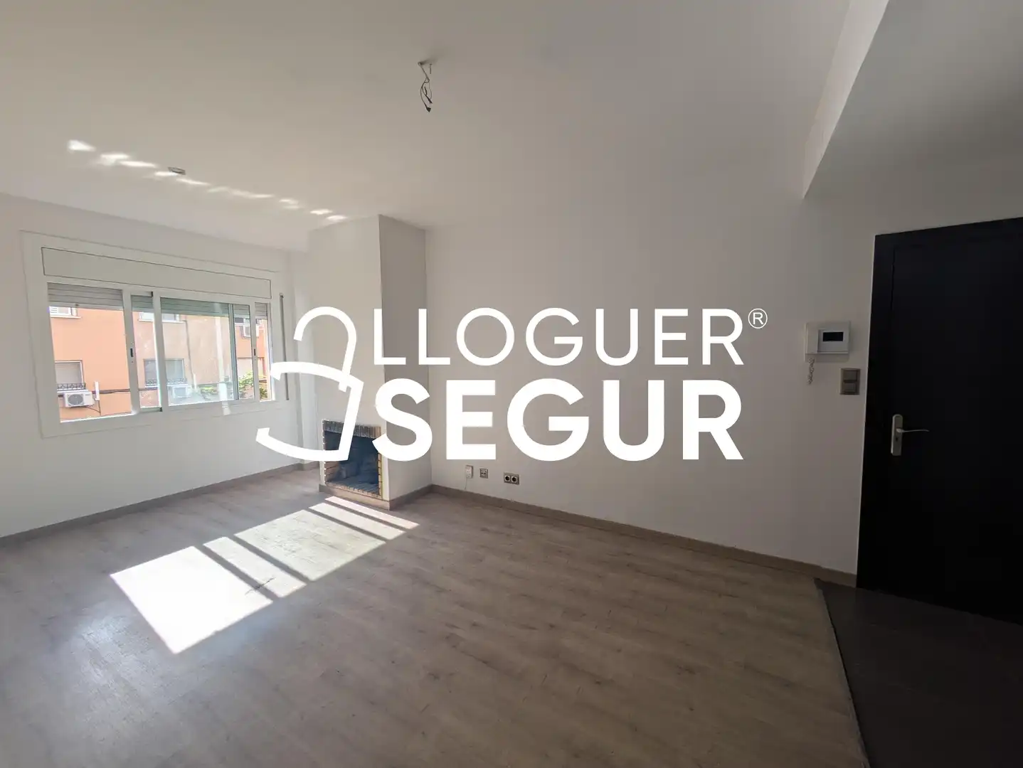 Flat with lift to rent in d'Antoni Gaudi, imagen 2