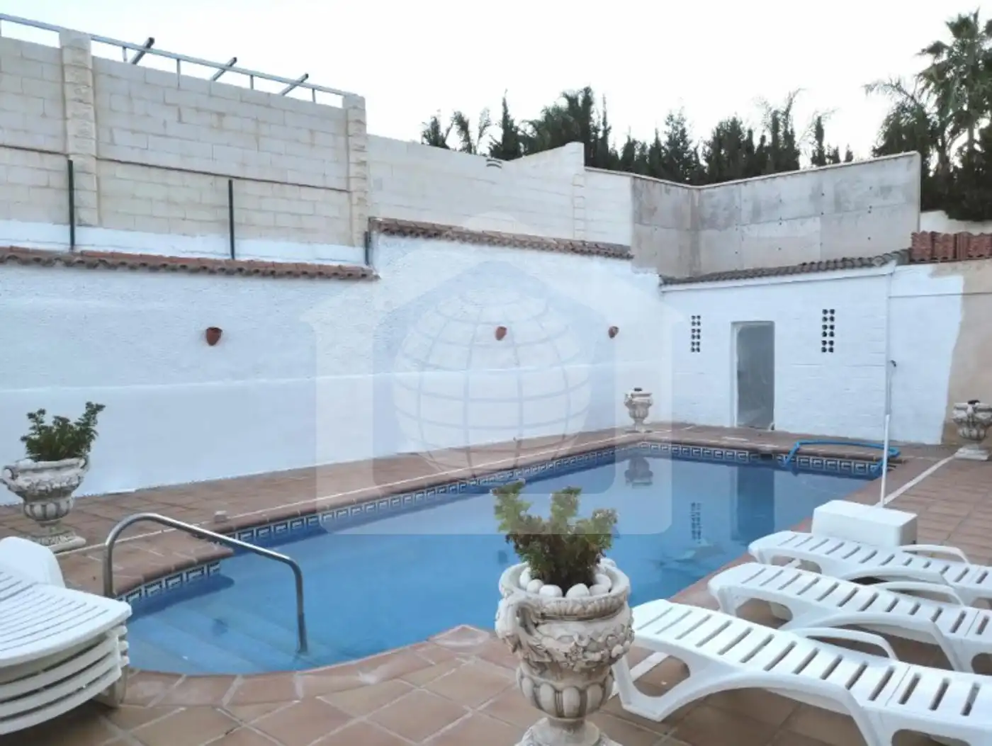 Piscina de Casa o xalet en venda en Alhaurín de la Torre amb Aire condicionat, Jardí privat i Terrassa
