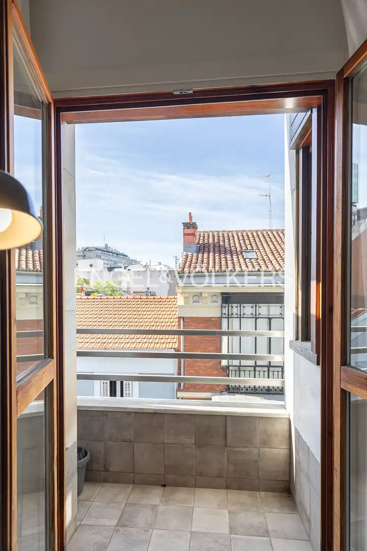 Balcony of Flat for rent in Madrid  with Air Conditioner, Heating and Terrace