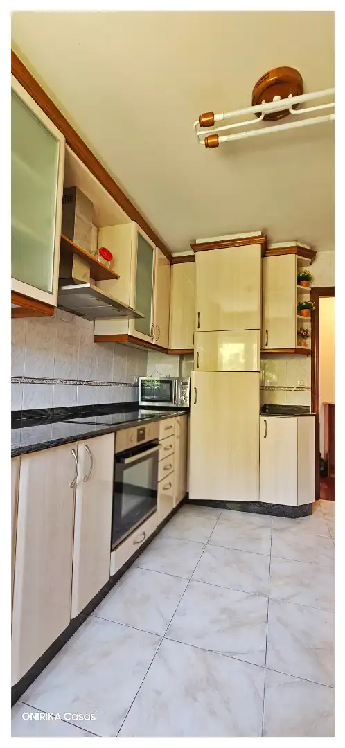 Kitchen of Flat for sale in Ames  with Heating, Furnished and Oven