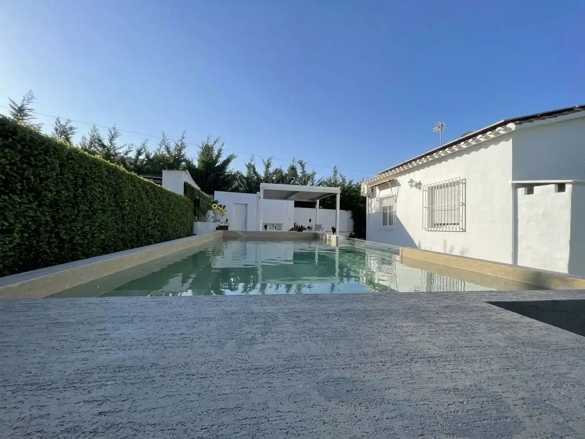 Piscina de Casa o xalet de lloguer en Dénia amb Aire condicionat, Calefacció i Jardí privat