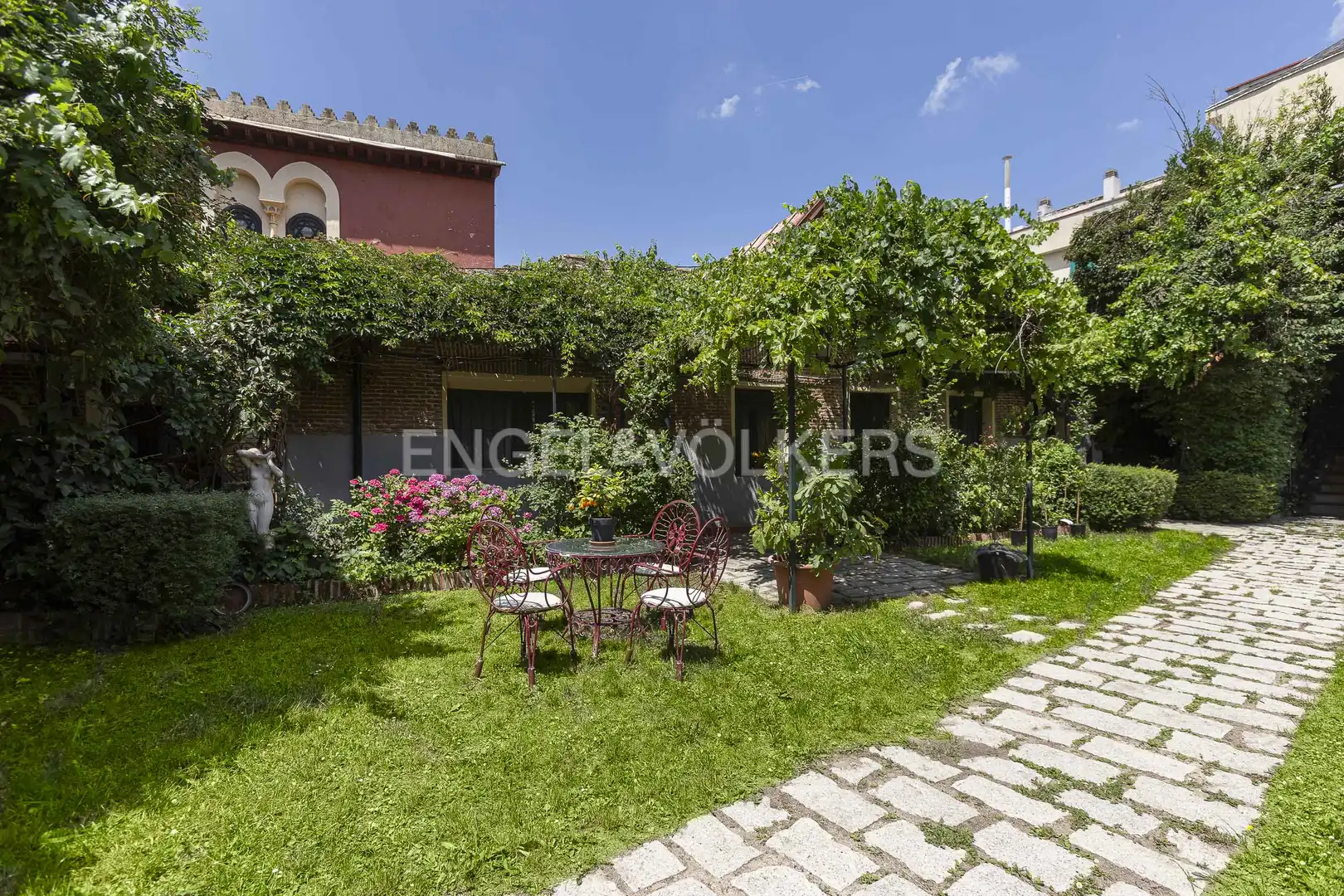 Houses for sale in El Pardo
