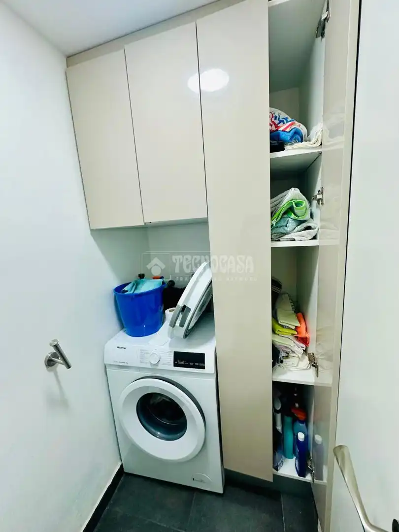 Piso en venta en Barcelona con Aire acondicionado, Calefacción y Balcón