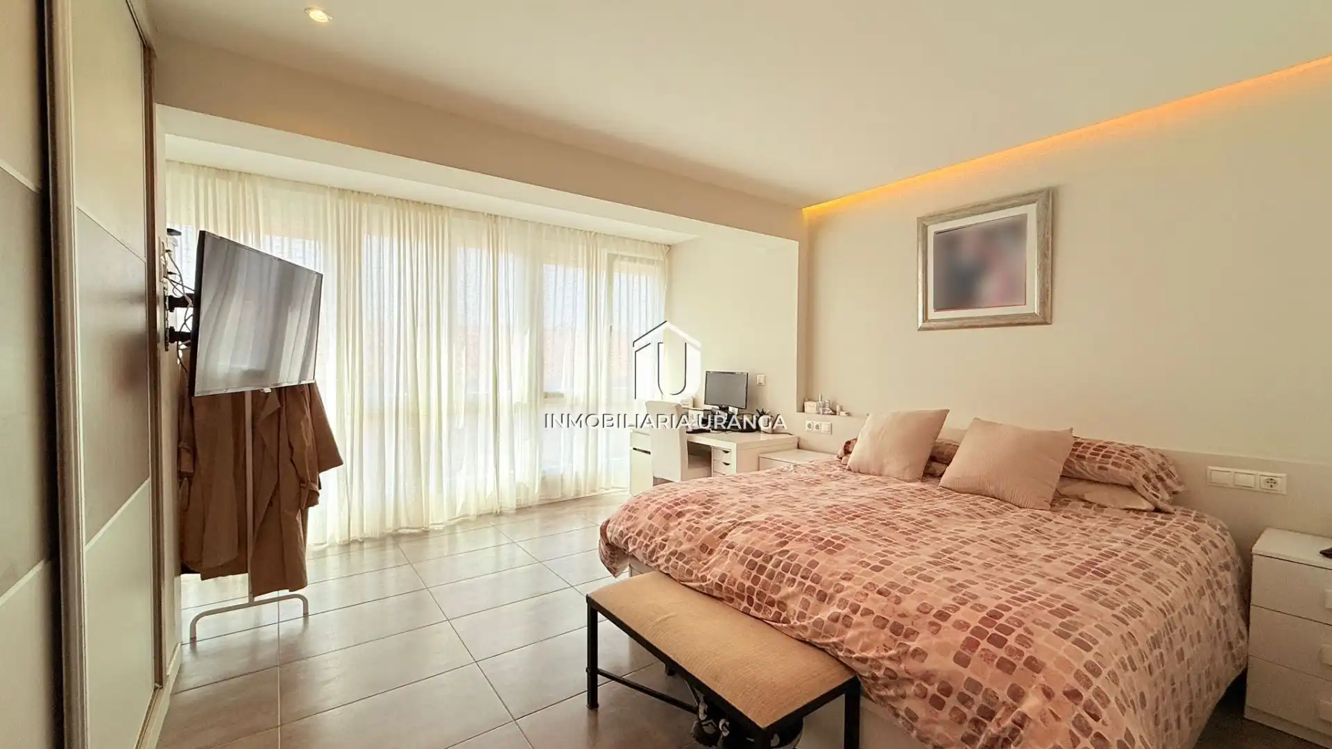 Habitación de Piso en venta en Laredo con Calefacción y Terraza