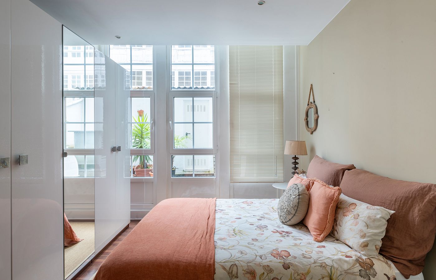 Dormitori de Pis en venda en A Coruña Capital  amb Calefacció, Jardí privat i Terrassa