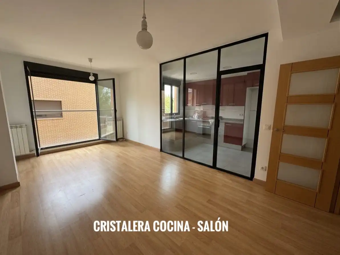 Schlafzimmer von Wohnung zum Verkauf in Ensanche - Fuenfresca