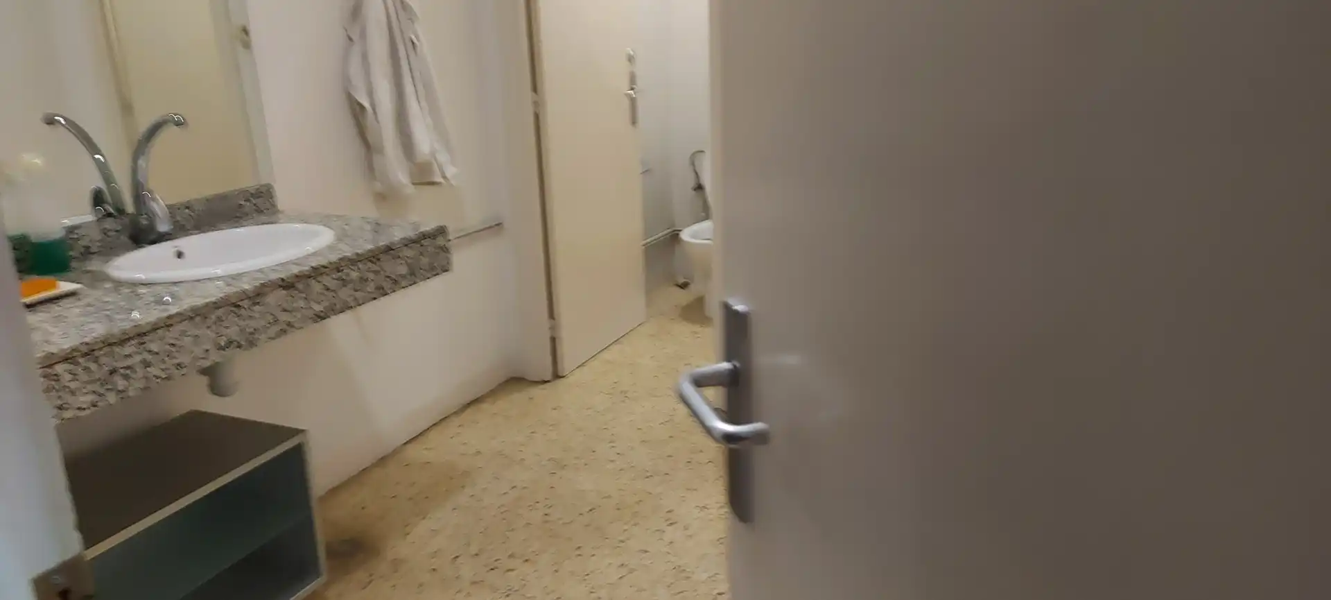 Baño de Nave industrial en venta en Sabadell