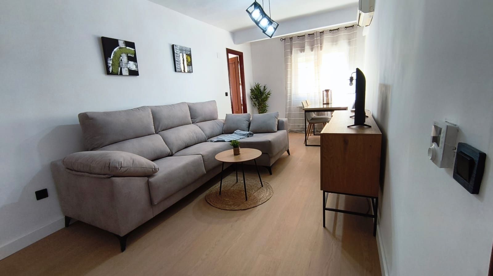 Sala d'estar de Pis de lloguer en Badajoz Capital amb Aire condicionat, Calefacció i Moblat